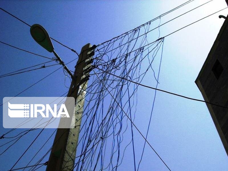 جمع آوری بیش از پنج هزار و ۹۰۰ انشعاب غیرمجاز برق در استان فارس  