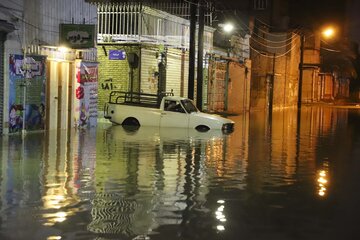 ۴۲۰ خانوار متاثر از آبگرفتگی درخوزستان امدادرسانی شدند