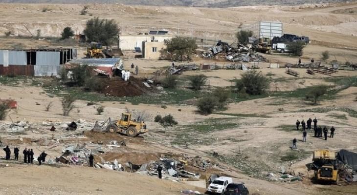 الاحتلال يهدم خيام قرية فلسطينية للمرة 169 الاحتلال يهدم خيام قرية فلسطينية للمرة 169