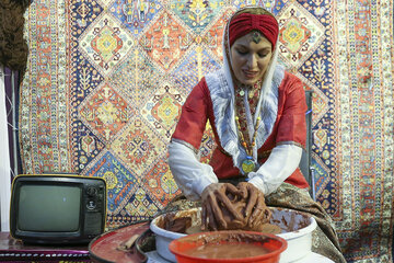 نمایشگاه گردشگری و صنایع دستی پارس در شیراز