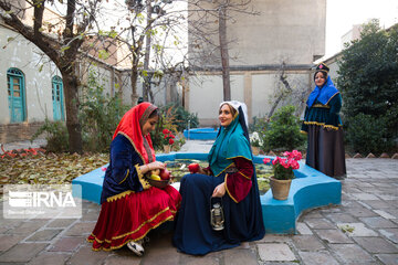 Flavor of Tehran's Qajari house on the eve of Yalda Night