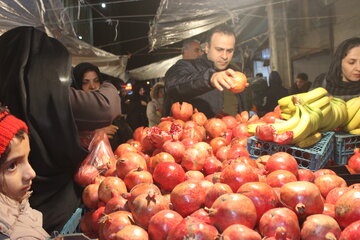 بازار شب یلدا در ایلام