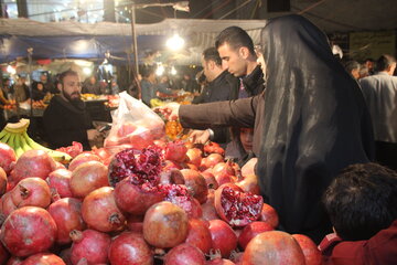 بازار شب یلدا در ایلام