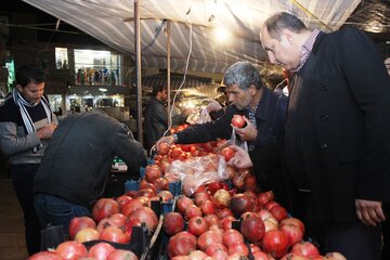 بازار شب یلدا در ایلام