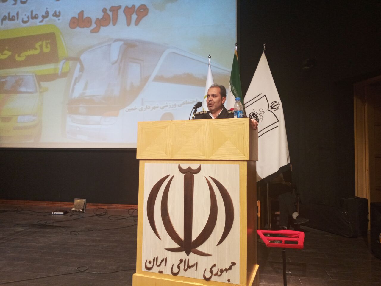 حمل و نقل زیربنای توسعه اقتصادی است حمل و نقل زیربنای توسعه اقتصادی است
