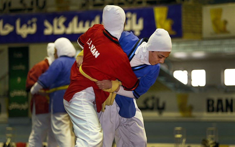 Luchadoras iraníes de estilo Alysh consiguen las medallas de plata y bronce en las Competiciones Mundiales de Kazajstán