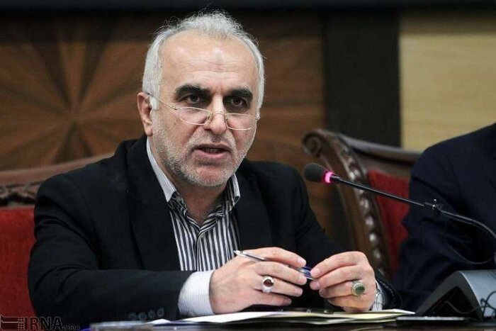 Министр экономики: ненефтяной экспорт Ирана вырос на семь процентов