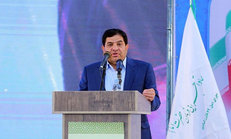 بخشی از واکسن کرونا برای نیازمندان در اختیار وزارت بهداشت قرار می گیرد