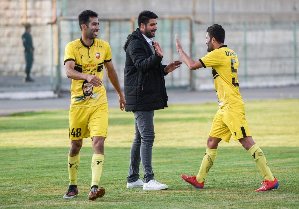 «وحید بیاتلو» به تیم فوتبال ۹۰ ارومیه بازگشت