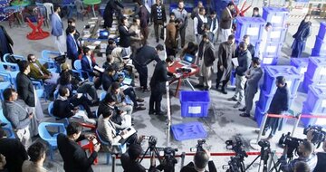 ثبت ۱۶ هزار شکایت، انتخابات افغانستان به دور دوم می‌رود؟