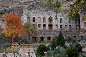 Église et monastère Saint-Stepanos en Iran