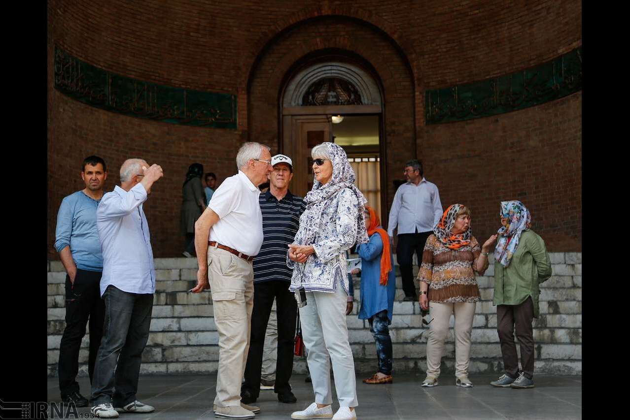 Tourist arrivals to Iran rise up 24 percent