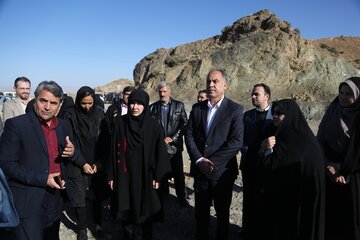 بازدید معاون وزیر میراث فرهنگی از روستای خراشاد