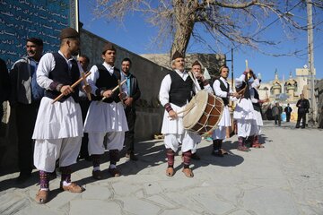 بازدید معاون وزیر میراث فرهنگی از روستای خراشاد