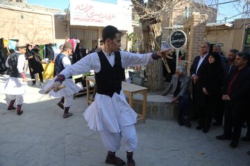 بازدید معاون وزیر میراث فرهنگی از روستای خراشاد