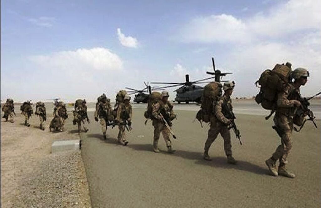 نظامیان آمریکایی، الانبار را ترک می‌کنند