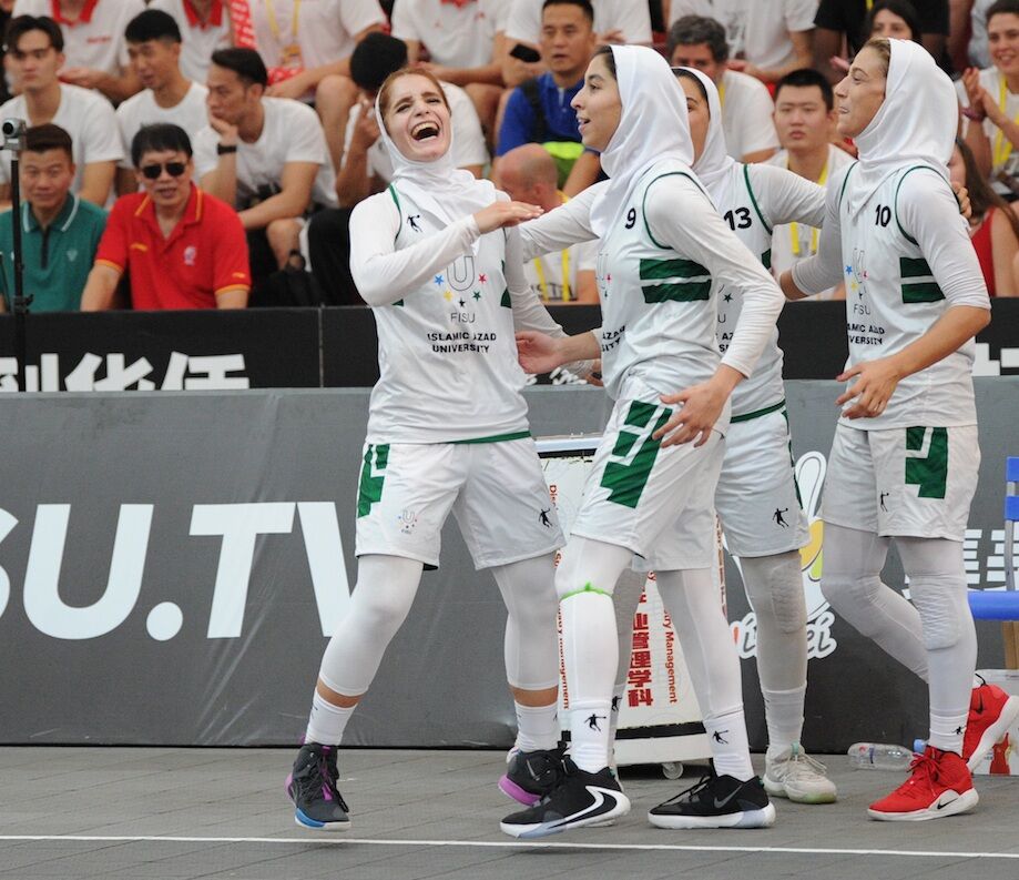 خوش عکس مثل تیم بسکتبال سه نفره زنان ایران