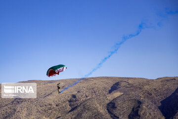 Army ground forces perform maneuver in south Iran