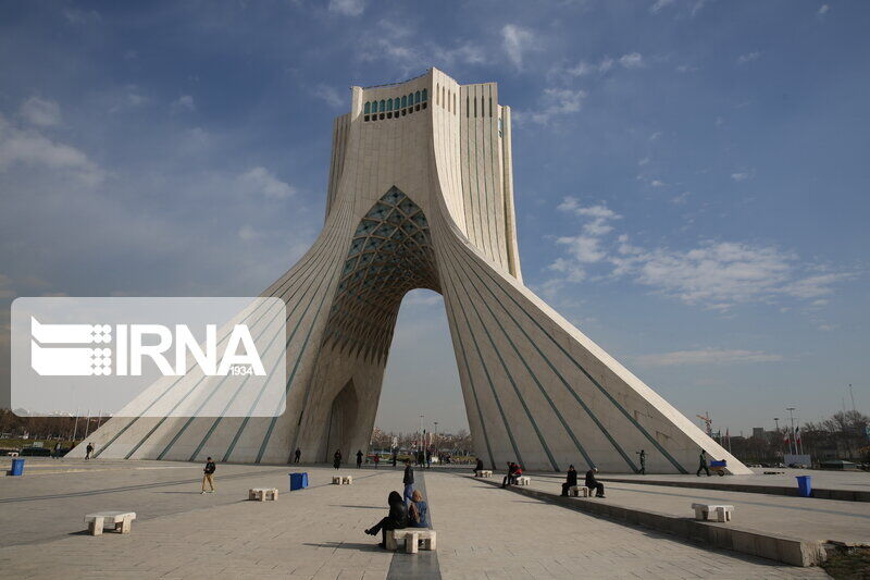 هوای تهران در وضعیت سالم/ پنج نقطه شهر نارنجی