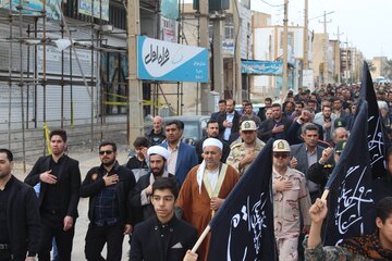 راهپیمایی مرزنشینان قصرشیرین در اعتراض به جنایت آمریکا در شهادت سردار سلیمانی فرمانده قوس سپاه پاسداران انقلاب اسلامی