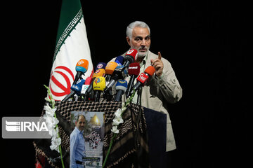 IRNA Archive Photos of Martyr Qassem Suleimani and Abu Mahdi Eng.