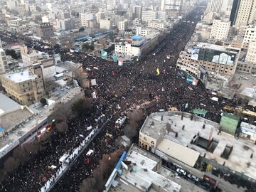 تشییع پیکر شهید سپهبد قاسم سلیمانی در مشهد