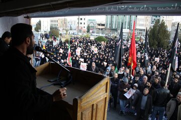 ابراز انزجار مردم سمنان نسبت بهترور شهید قاسم سلیمانی