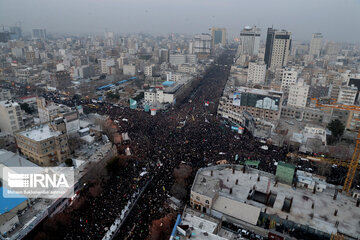 Magnificent funeral of martyr Soleimani in Mashhad