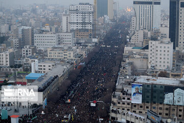 Magnificent funeral of martyr Soleimani in Mashhad