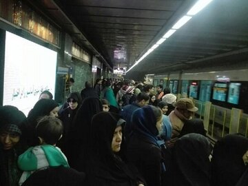 فعالیت قطار شهری مشهد رکورد زد