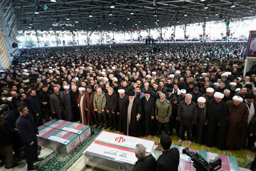 Téhéran, le théâtre du cortège funèbre du général iranien Soleimani, héros international de la Résistance
