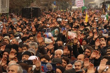 تجدید پیمان مردم ارومیه با شهید سپهبد قاسم سلیمانی