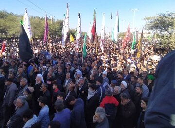 مردم آبادان و خرمشهر در استقبال از پیکر شهید ابومهدی المهندس سنگ تمام گذاشتند