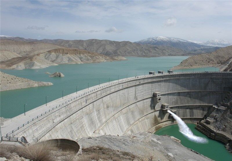 آب سد خیرآباد نیکشهر برای جلوگیری از خسارت احتمالی سیلاب رهاسازی شد