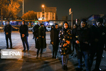 Sharif Uni students show grief for their classmates