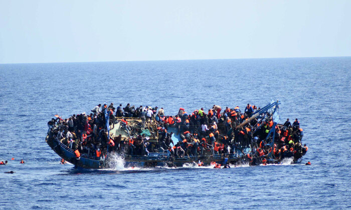 ۱۲ مهاجر در سواحل یونان غرق شدند
