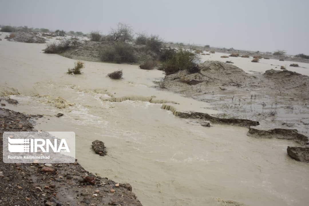 فیلم/ نخستین باران زمستانی در جنوب سیستان و بلوچستان