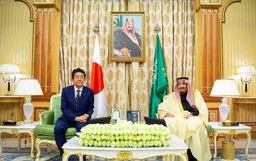 دیدار نخست وزیر ژاپن و مقام‌های ارشد عربستان در ریاض
