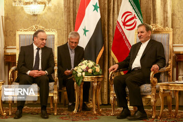 Iran VP welcomes Syria PM in Tehran