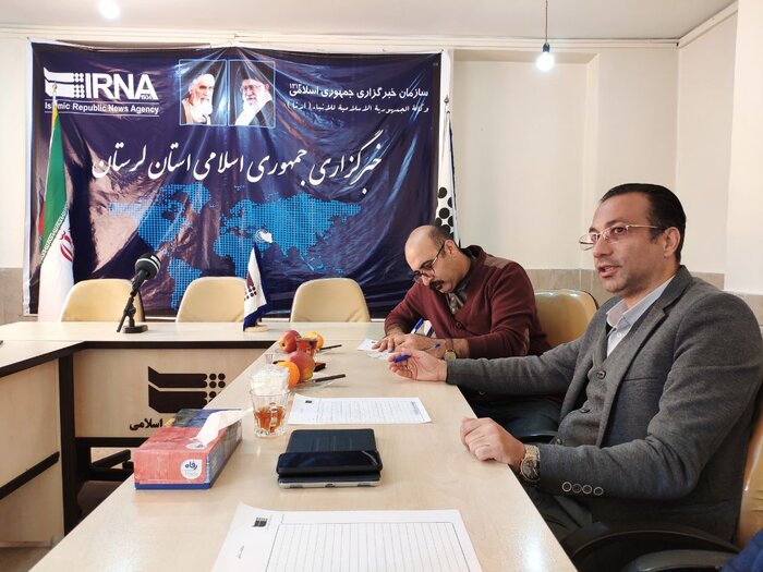 رسانه ها نقش مهمی در معرفی نامزد اصلح به مردم دارند 3