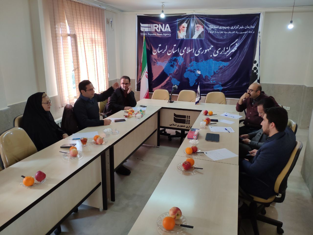 رسانه ها نقش مهمی در معرفی نامزد اصلح به مردم دارند