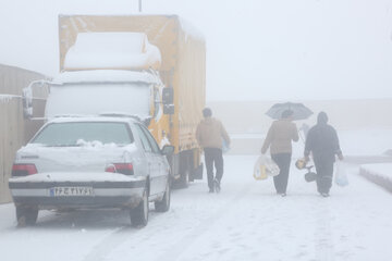 زمستان در خیابان های بیجار گروس