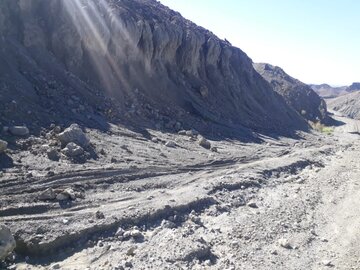 بسته شدن راه ارتباطی 52 روستای بنت نیکشهر