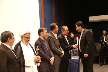 تجلیل از صادرکنندگان نمونه هرمزگان