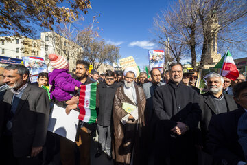 راهپیمایی ضد آمریکایی و حمایت از اقتدار ایران در شهرکرد