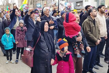 راهپیمایی مردم کرمانشاه در حمایت از سپاه و محکومیت آمریکا و انگلیس