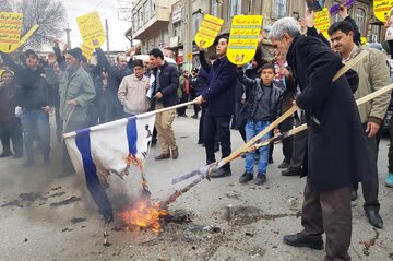 راهپیمایی مردم کرمانشاه در حمایت از سپاه و محکومیت آمریکا و انگلیس