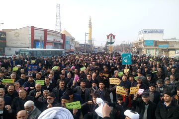 راهپیمایی مردم میاندوآب در حمایت از سپاه پاسداران