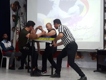مسابقات مچ اندازی قهرمانی باشگاه های استان سمنان در میامی