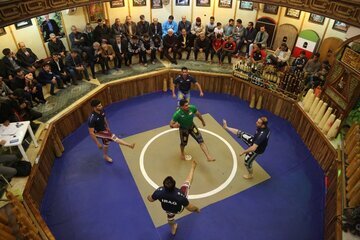 Sport antique iranien (Zourkhaneï) : Festival international des martyrs de la Résistance